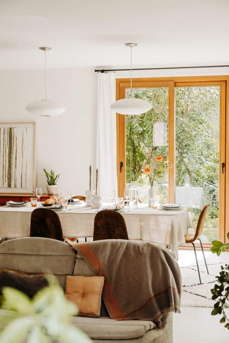 Visite privée : une maison familiale cosy aux accents vintages - Lili ...